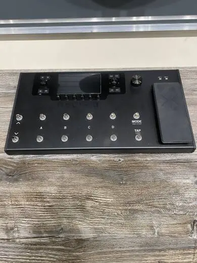 Line 6 - HELIX-LT